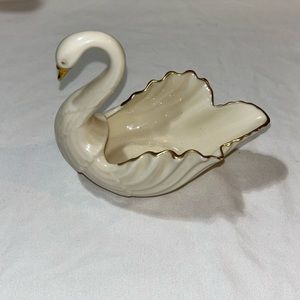 Lenox Swan Dish with 24 karat Gold trim. Vintage